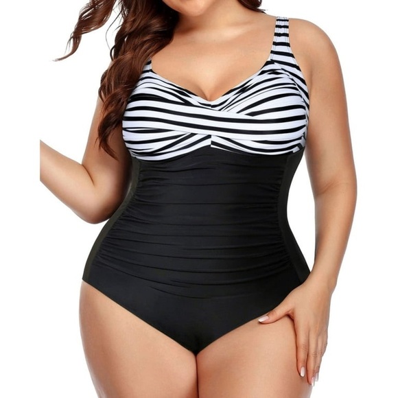 no brand Other - Striped Black and White Women's Swimsuit